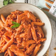 Pasta with Dry Tomatoes Sauce